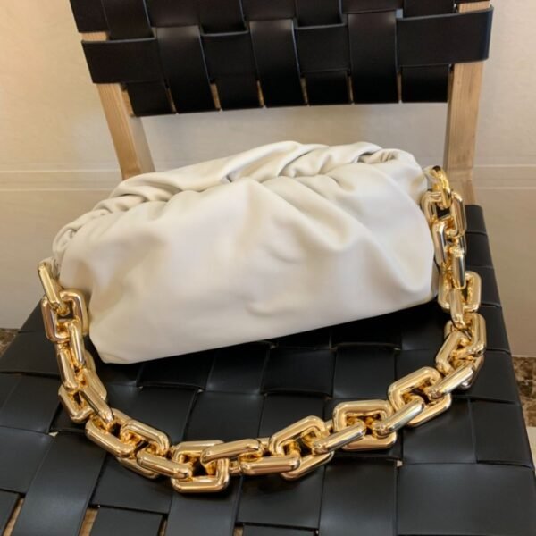Bottega Veneta The Chain Pouch White 620230