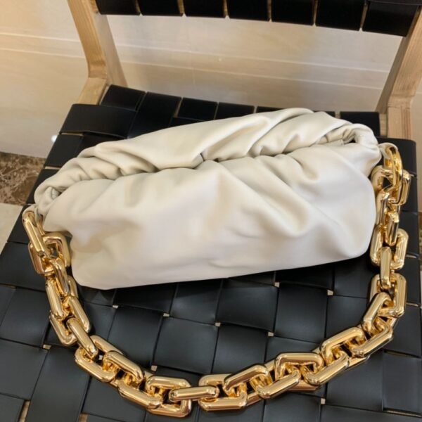 Bottega Veneta The Chain Pouch White 620230