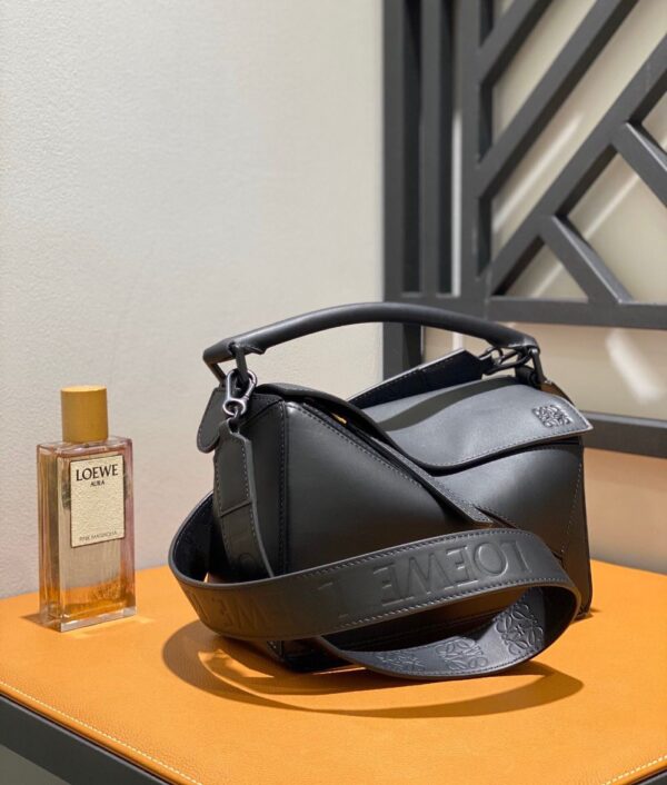 Loewe Bag Puzzle  10172B Black
