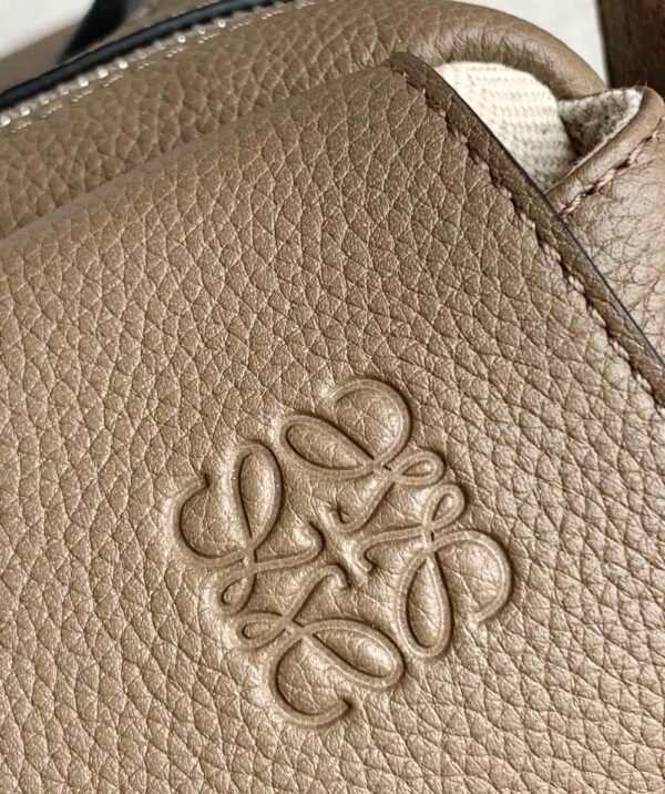 Loewe Bag Military Messenger 24.5×18×10.5cm Brown
