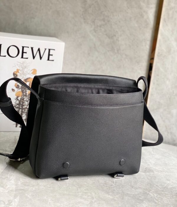 Loewe Bag Messenger Bag 33X25X10cm Black