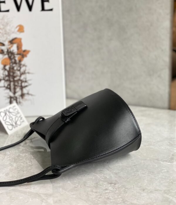 Loewe Bag Elephant Bag  19*10*16cm Black