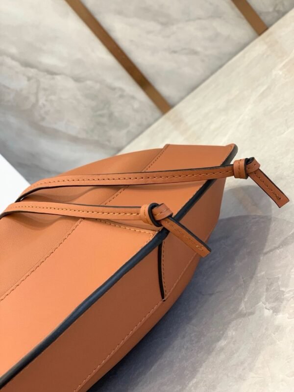 Loewe Bag Horseshoe 27*26*11 cm Orange