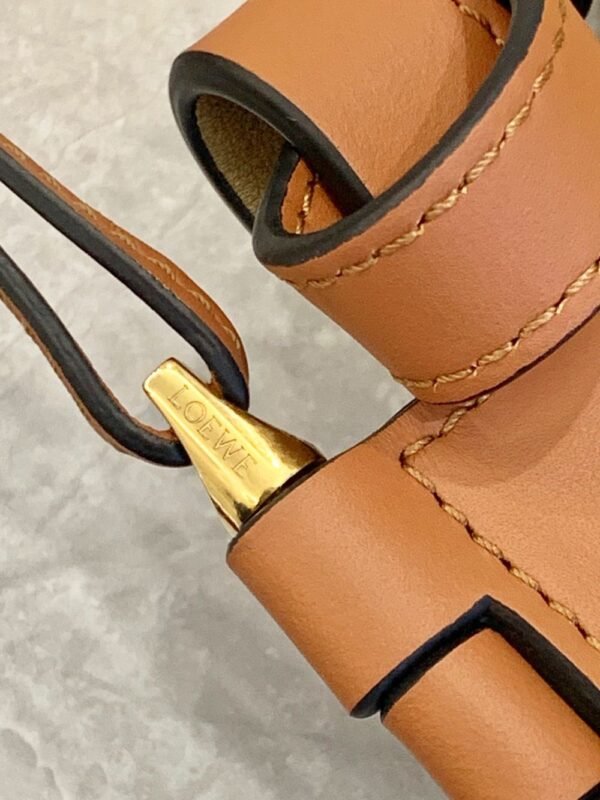 Loewe Bag Horseshoe 27*26*11 cm