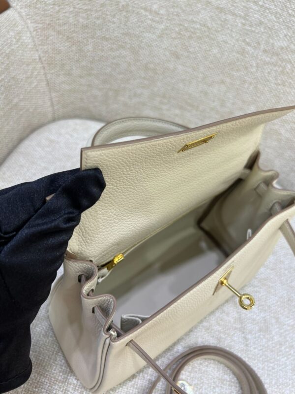Hermes Bag Kelly  Craie White