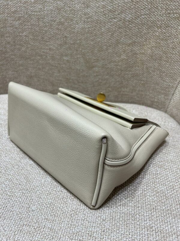 Hermes Bag Kelly 2424 mini 21cm*16*12cm White