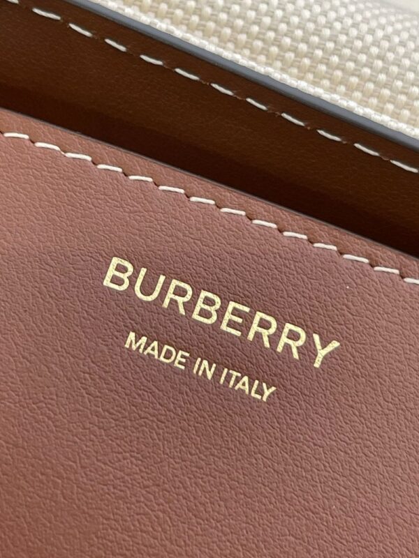 Burberry Bag Shoulder Bag 638938380