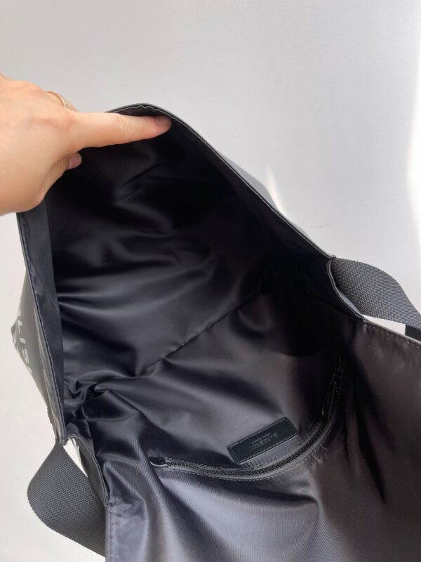 Burberry Bag 836373300 36.5X26X13.5cm