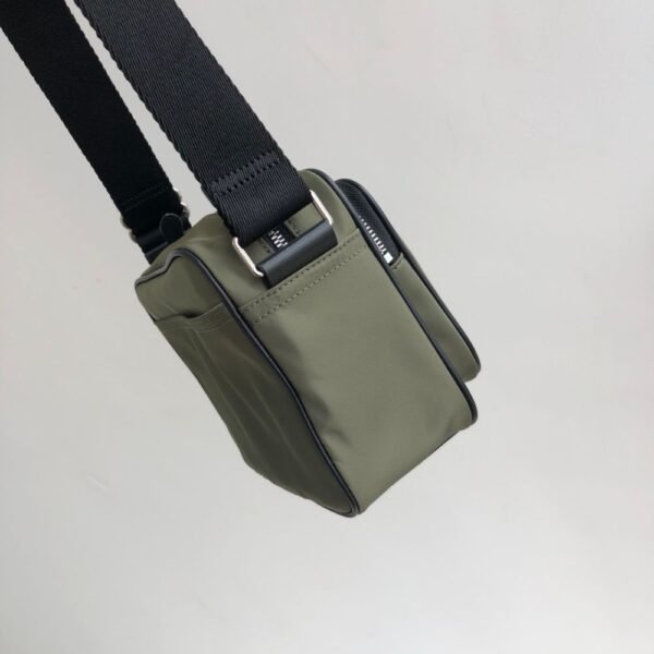 Burberry Bag Camera Bag 23X16X8.5cm Green