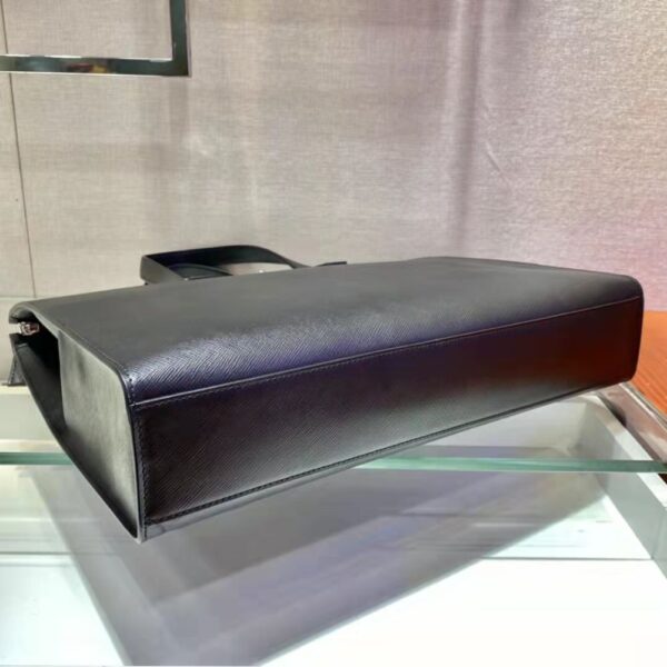 Burberry Bag Briefcase Bag  2VG039