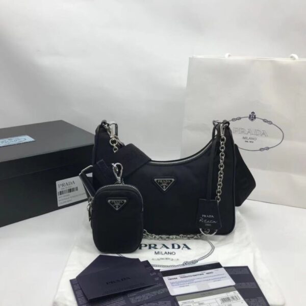 Burberry Bag Nylon Hobo  1BH204