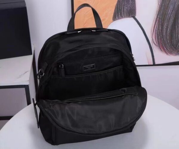 Burberry Bag Backpack Bag  2VZ048