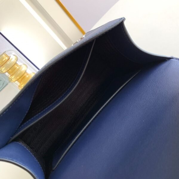 Burberry Bag Shoulder Bag 1BD127 Blue