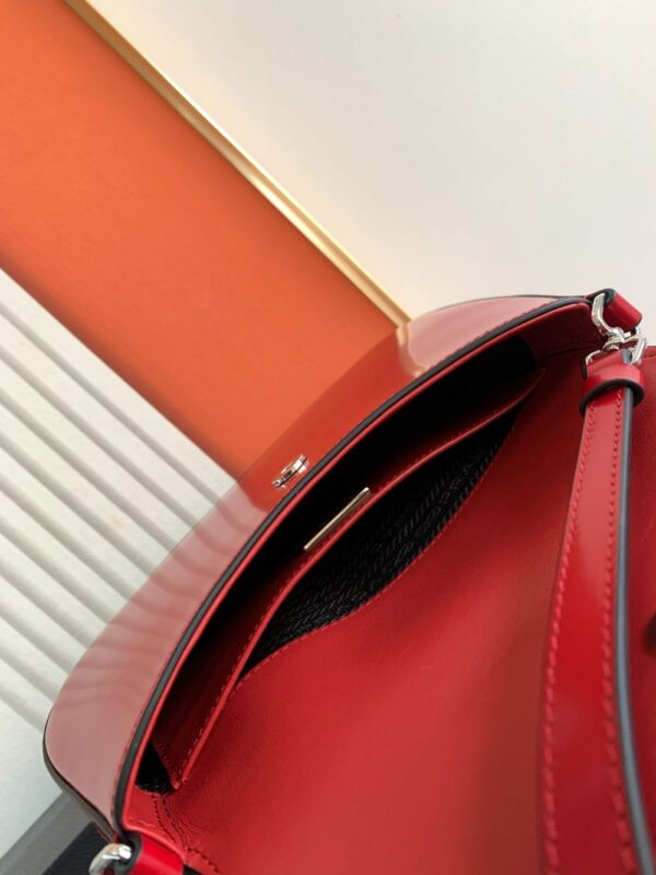 Burberry Bag Cleo 1BD311   Red