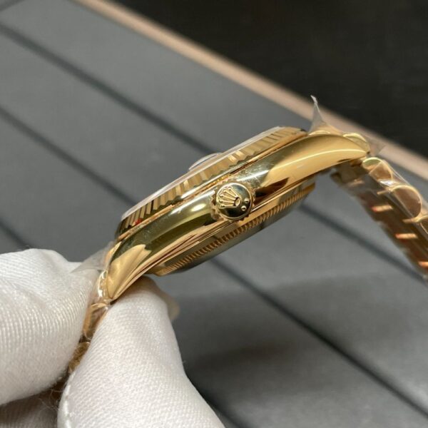 ROLEX DAY-DATE 128238