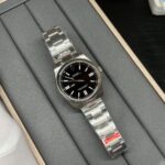 ROLEX YACHT OYSTER PERPETUAL 124300