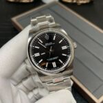 ROLEX YACHT OYSTER PERPETUAL 124300