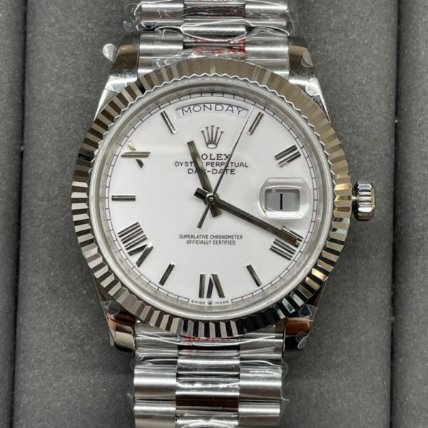 ROLEX DAY-DATE 228239