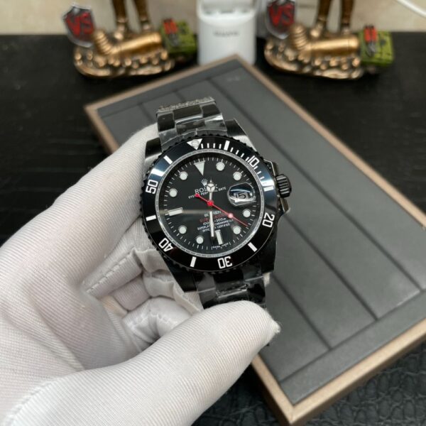 ROLEX SUBMARINER 126610LN
