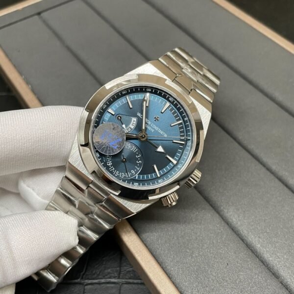 Vacheron Constantin OVERSEAS 7900V/110A-B334