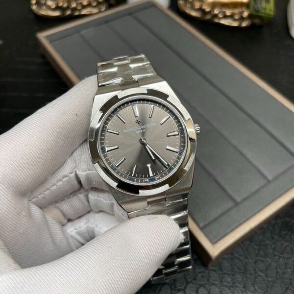 Vacheron Constantin OVERSEAS 4500V/110A-B146