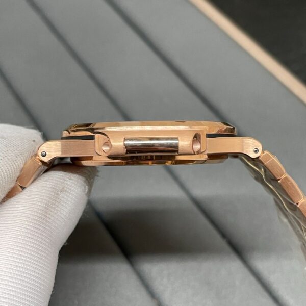 PATEK PHILIPPE NAUTILUS 5711