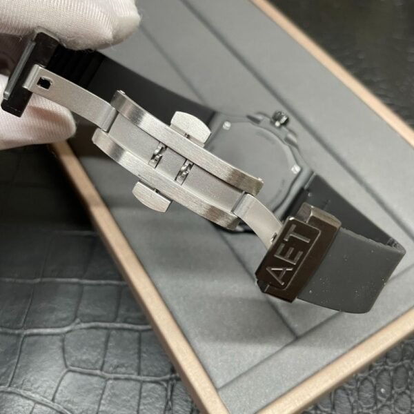 PATEK PHILIPPE Tiffany 5711