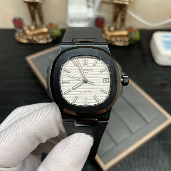 PATEK PHILIPPE Tiffany 5711