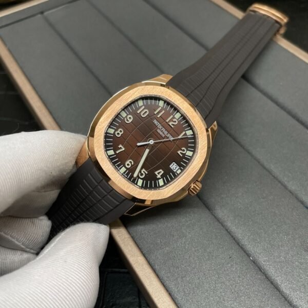 PATEK PHILIPPE AQUANAUT 5167R-001