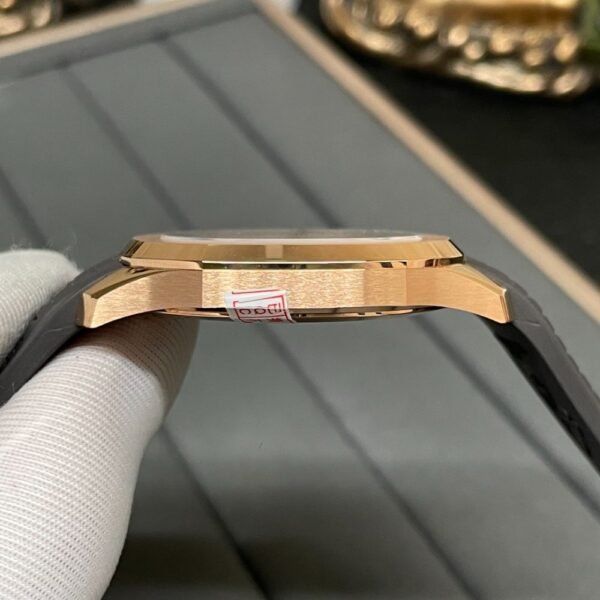 PATEK PHILIPPE AQUANAUT 5167R-001