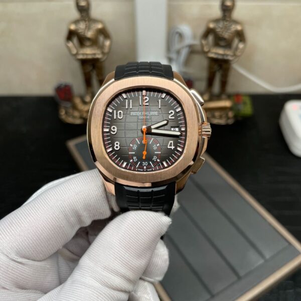 PATEK PHILIPPE Aquanaut 5968A-001