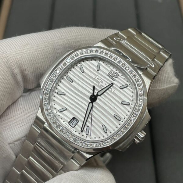 PATEK PHILIPPE NAUTILUS 7118/1200A-010