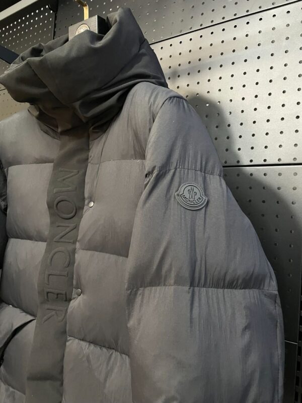 Moncler Madeira Grey 22ss