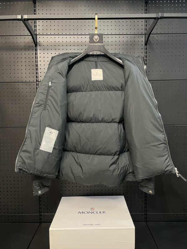 Moncler Besbre Men Black