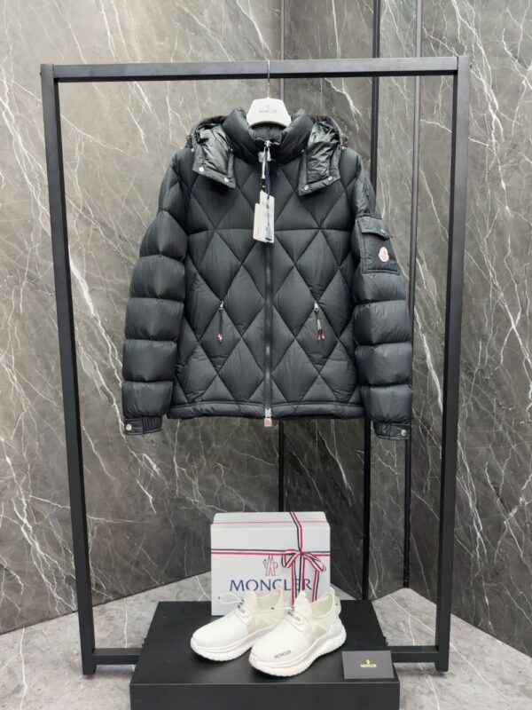 Moncler  Averole men Down Jacket