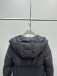 Moncler Arredoun Women Down Jacket