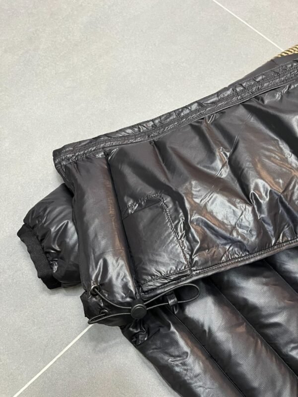 Canada Goose  2227 Black