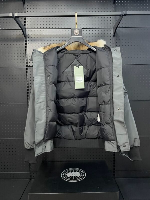 Canada Goose  Chilliwack 7999M  Grey