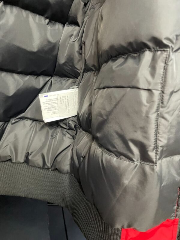 Canada Goose  Chilliwack 7999M  Red