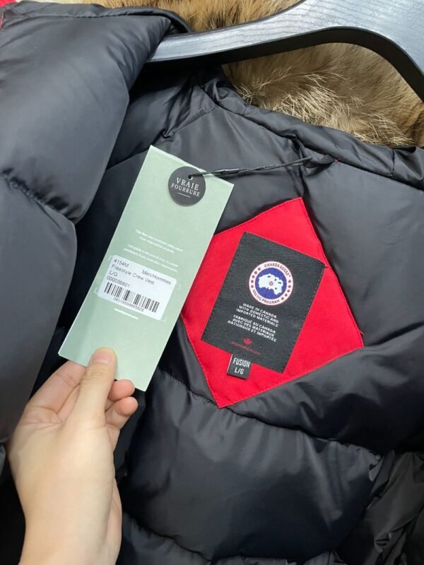 Canada Goose  Chilliwack 7999M  Red