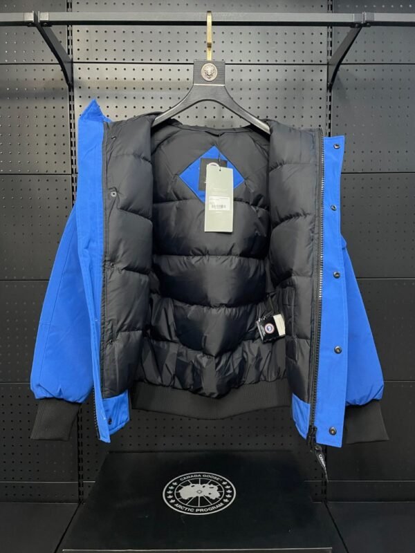 Canada Goose  Chilliwack 7999M  Blue