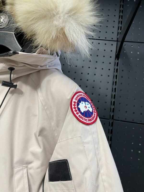 Canada Goose  Chilliwack 7999M White