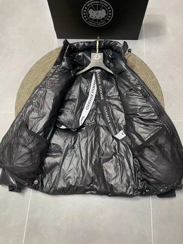 Canada Goose  Moose knuckles Crofton 23ss Black