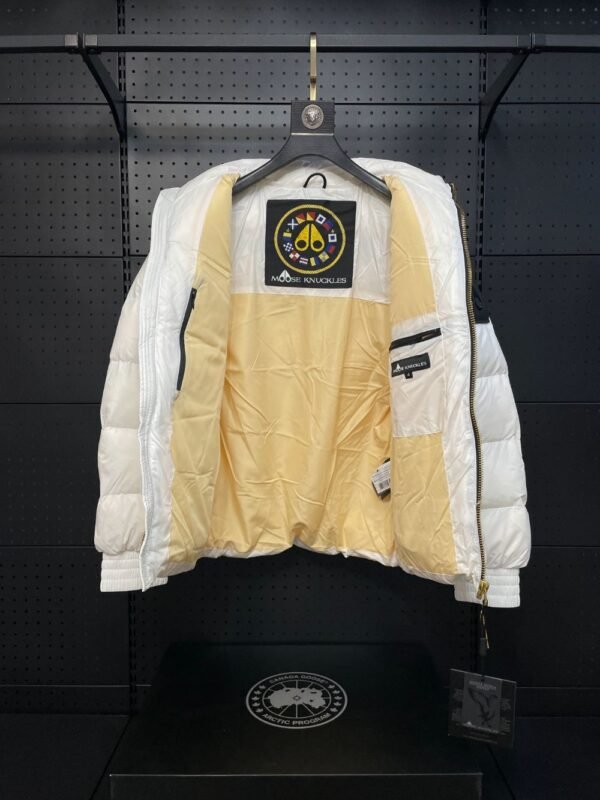 Canada Goose  Moose knuckles White