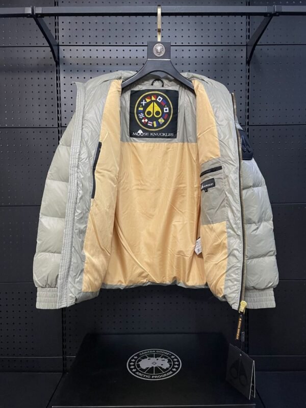 Canada Goose  Moose knuckles Cream