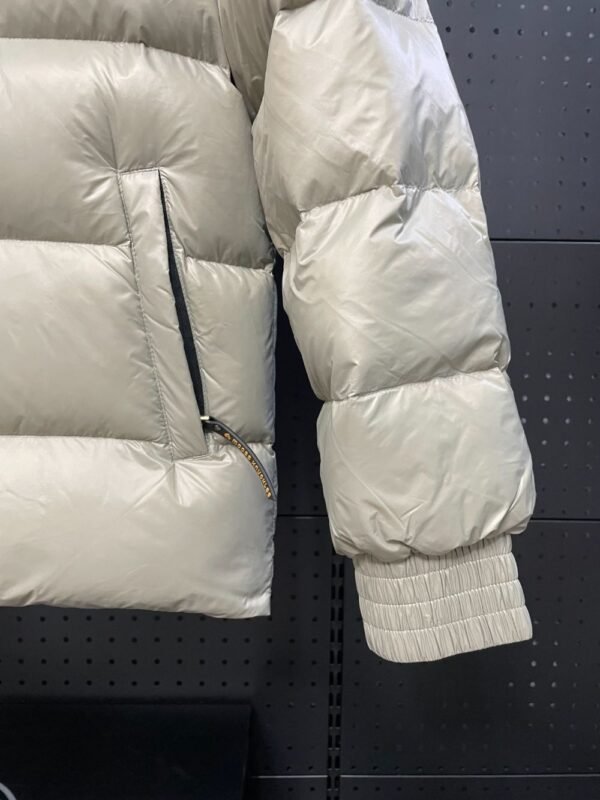 Canada Goose  Moose knuckles Cream