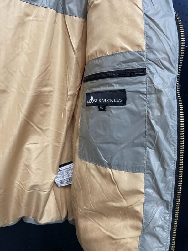 Canada Goose  Moose knuckles Cream