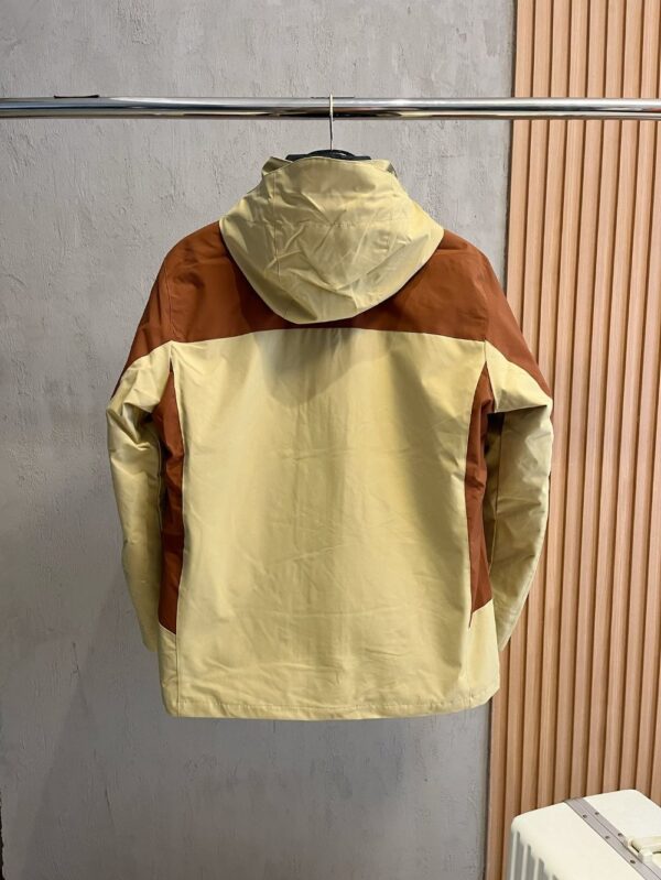 ARC'TERYX Down Jacket Yellow Brown