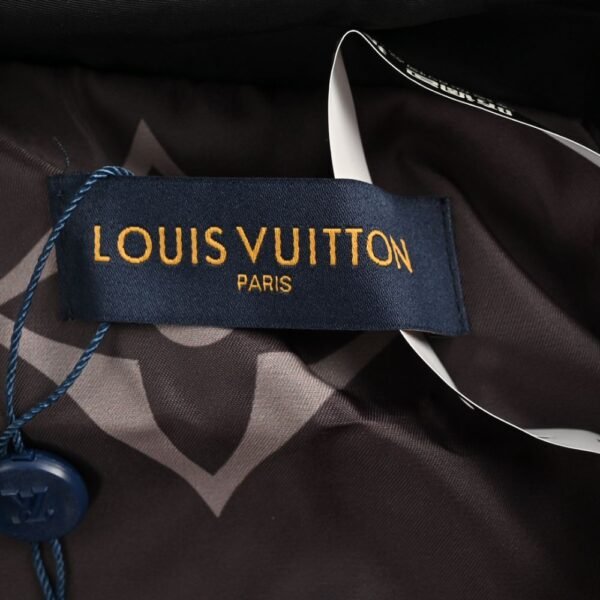 Louis Vuitton Zippered trench Jacket