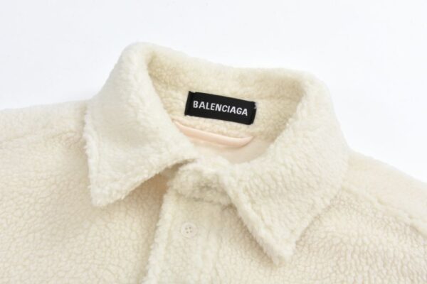 Balenciaga Lambswool sleeve jacket White